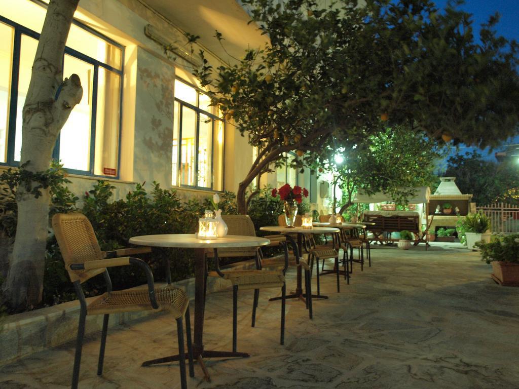 Serifos Beach Hotel Livadi  Luaran gambar